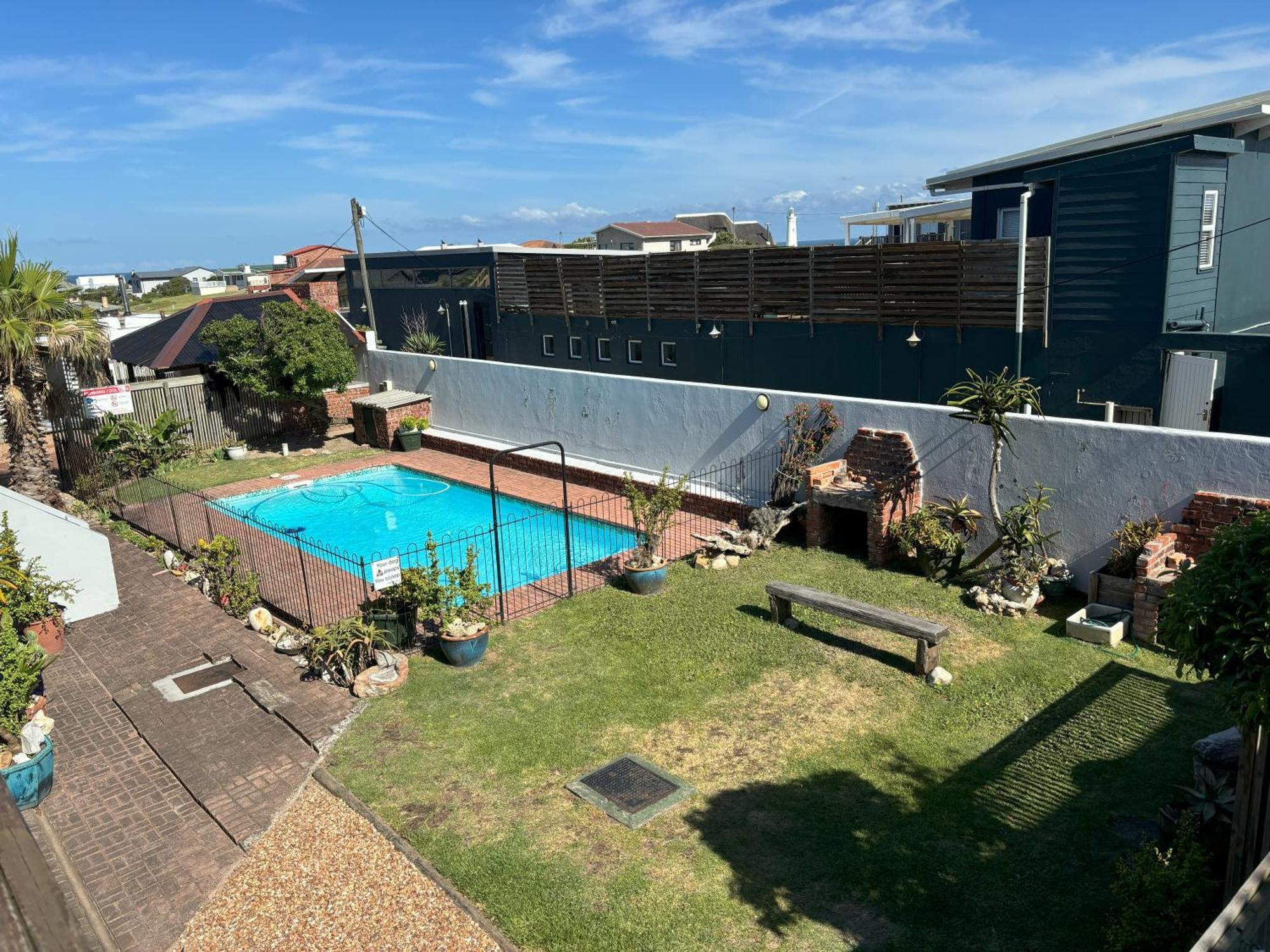 Seal Point Apartments Cape St. Francis Esterno foto